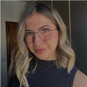 Me defino como una persona extrovertida, con ganas de aprender y dar mi mejor versión. Siempre he dado clases particulares a niños de entre 3 y 18 años.